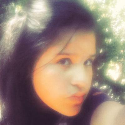 DomiiLoyola's profile picture. 