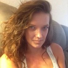 HealthyDaises's profile picture. 