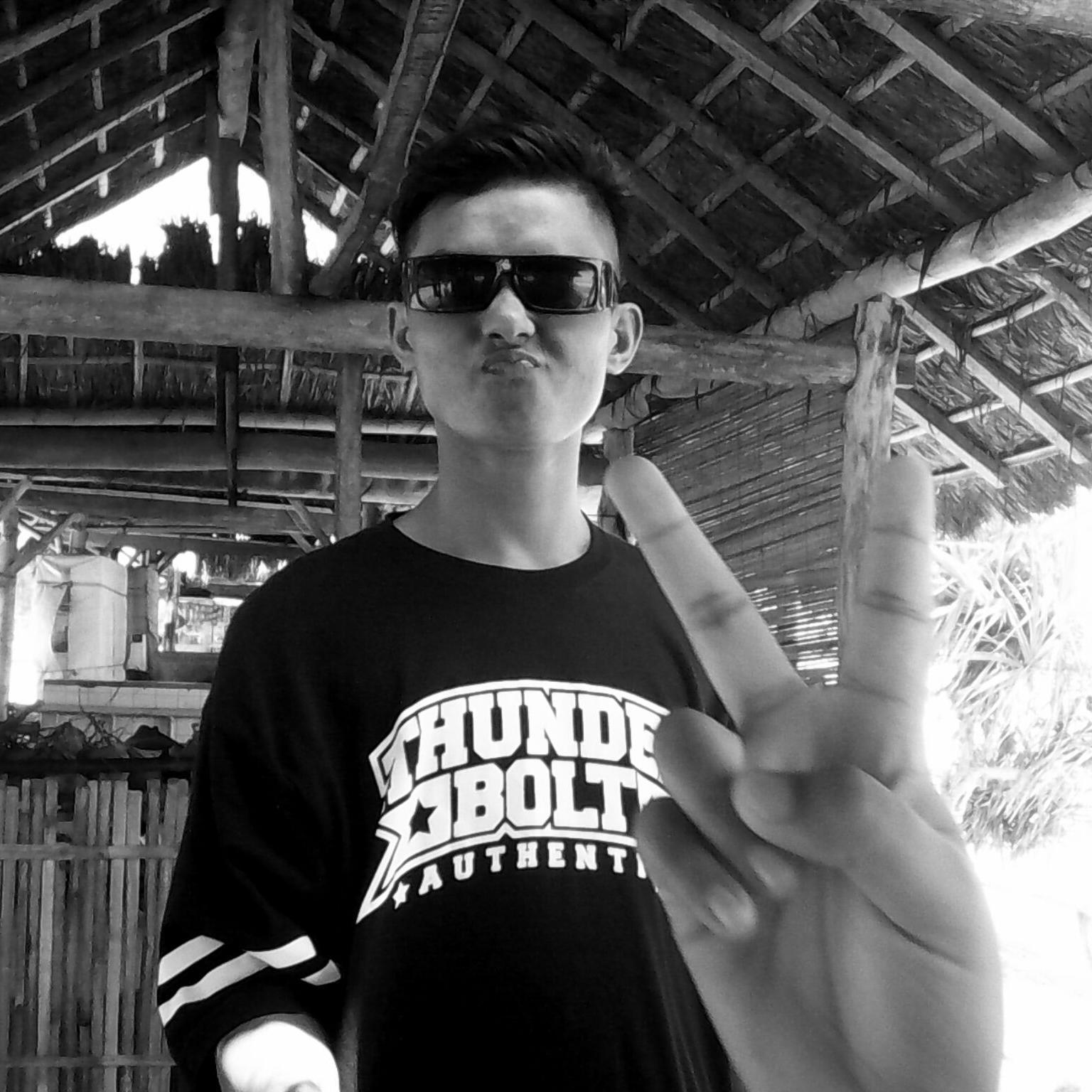 CERDAS BERSAMA MUSIC 
YG SUKA MUSIK MARI BERGABUNG DI PURWACARAKA MUSIC STUDIO TAMSIS ......