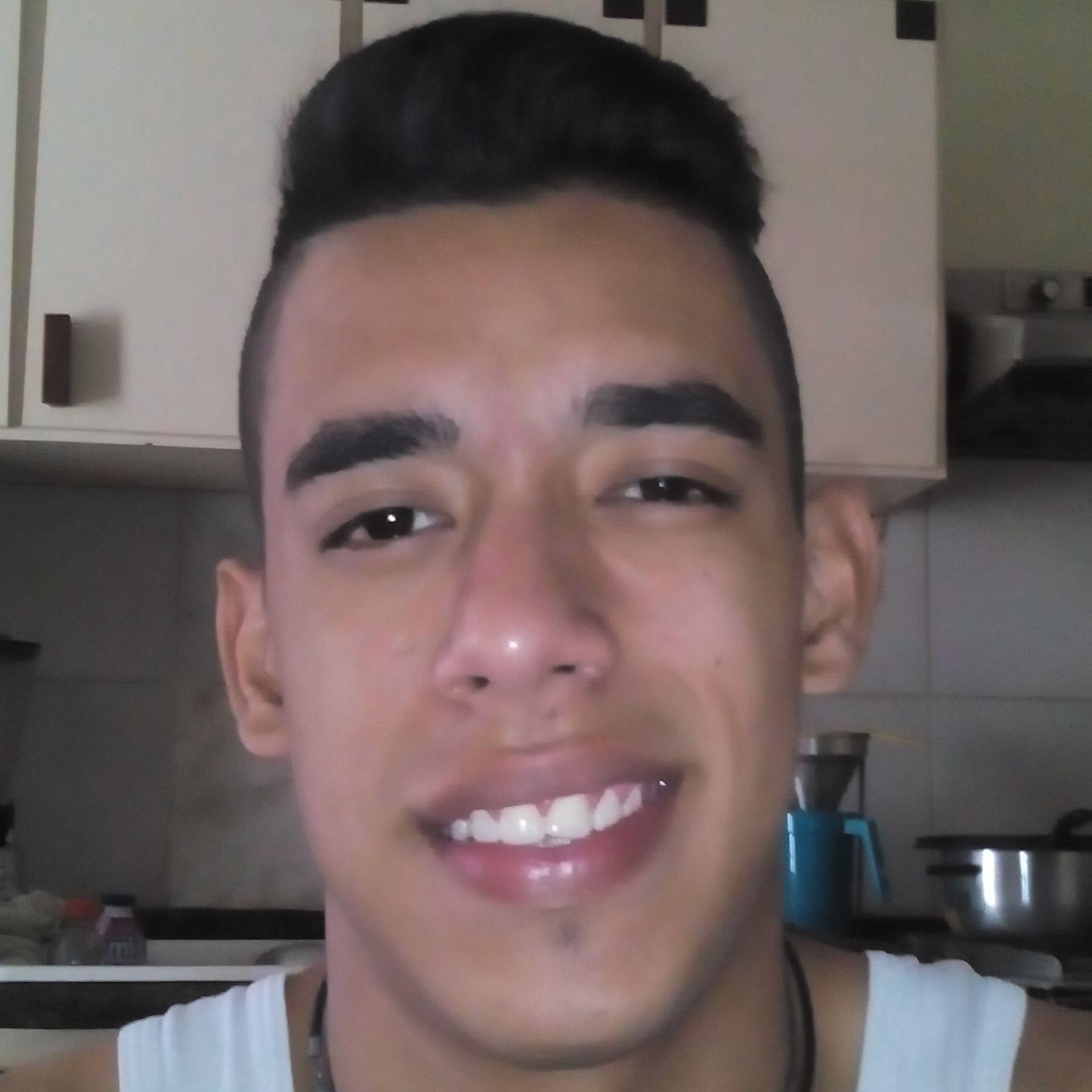 12alwin's profile picture. Sencillo, Amigable, Sincero etc....