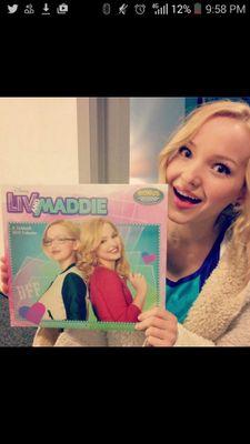 Fan of Dove. @DoveCameron is my nation.