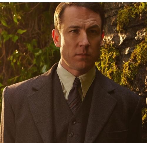 Officer for the British Army and a Historian when I'm off duty. #Outlander [#RP | 18+ | AU]