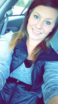 jess_wells93's profile picture. 