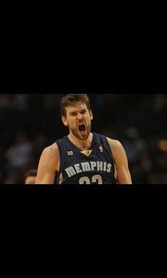 manudona13's profile picture. 