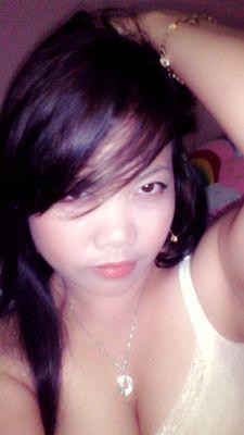 PopyEricka's profile picture. keluarga adalah hal yg pleng utama
...!!!