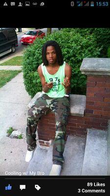 I ONLY FUCK WID BADD BITCHES DAT B TRAIN TO FUCK #5 NIGGAS #10 BITCHES RUN AYE TRAIN ON US ⛽ SHIT LIL BITCH......