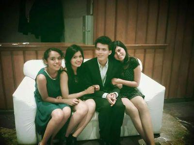 Naomndz's profile picture. no le tengo miedo a caerme sino a no poder levantarme