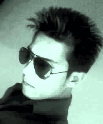 fdf33a168295465's profile picture. 