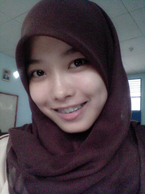 FitrianiDA_'s profile picture. Reza Wijaya