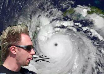 Team Lead - Thunderstorms, Severe Weather and Heavy Rainfall @BOM_au
Family man, severe weather meteorologist. Interests: thunderstorms, gardening, lawn, BBQ.