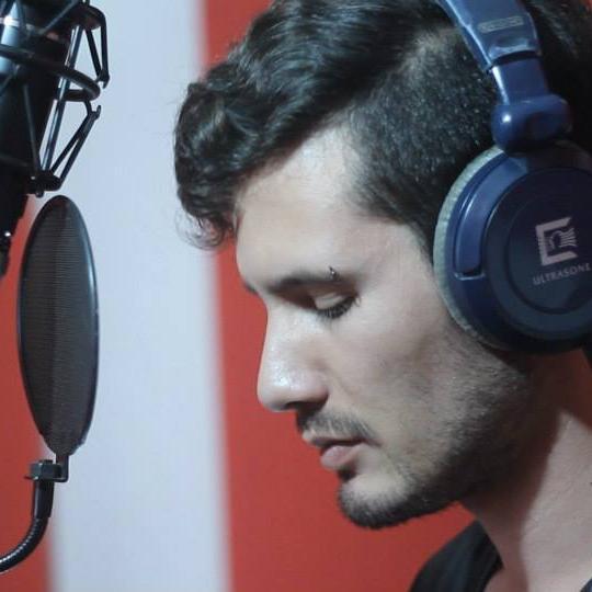 Vocalista de @VidaBoulevard visítanos en http://t.co/0d5c9VjVq9