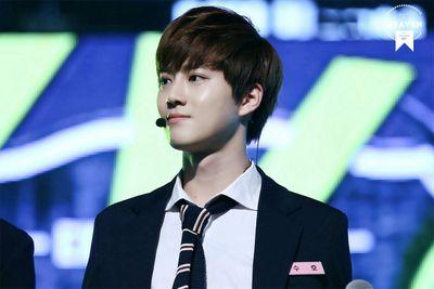 อันยองครับ ทักได้คุยได้ ตัวแสบ @se_hun00