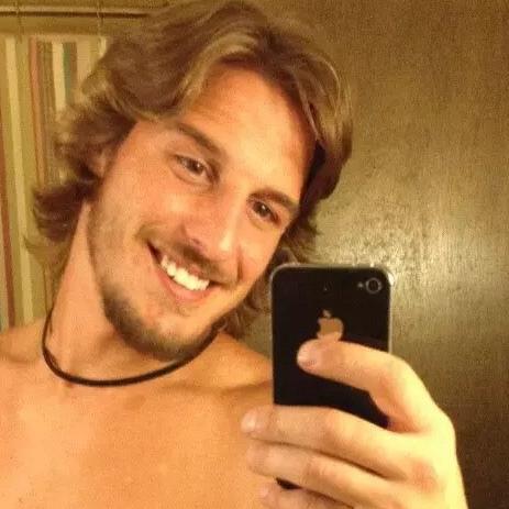 AdamWritesALot's profile picture. 