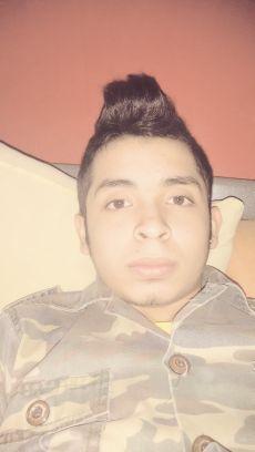 brandon27022438's profile picture. 