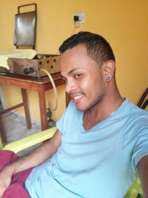 cola em mim que sou sucesso... snapchat: joaopool02 Instagram: joaopool