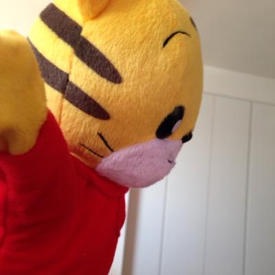 地に足つけず、ぼちぼちやってます。