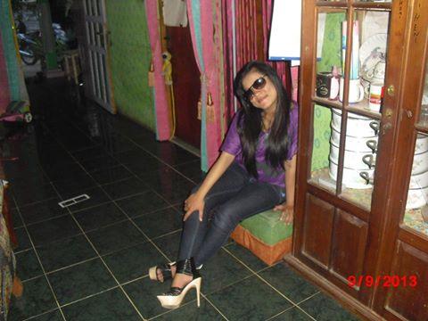 RisnaHariyanti's profile picture. 