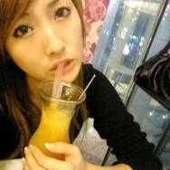 cshiarrteenin's profile picture. 青木裕子によく似てるっていわれますwでも誰か知りませんw