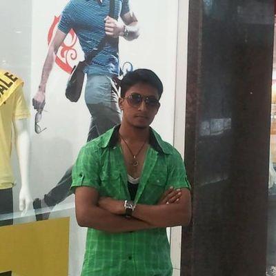Spread Love.. Make lyf simple.. Simple mantra to be HaPpY :)