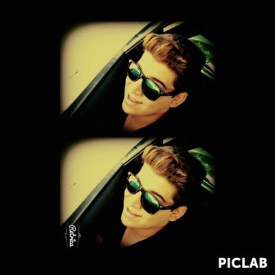 loltroly's profile picture. freedom✌️