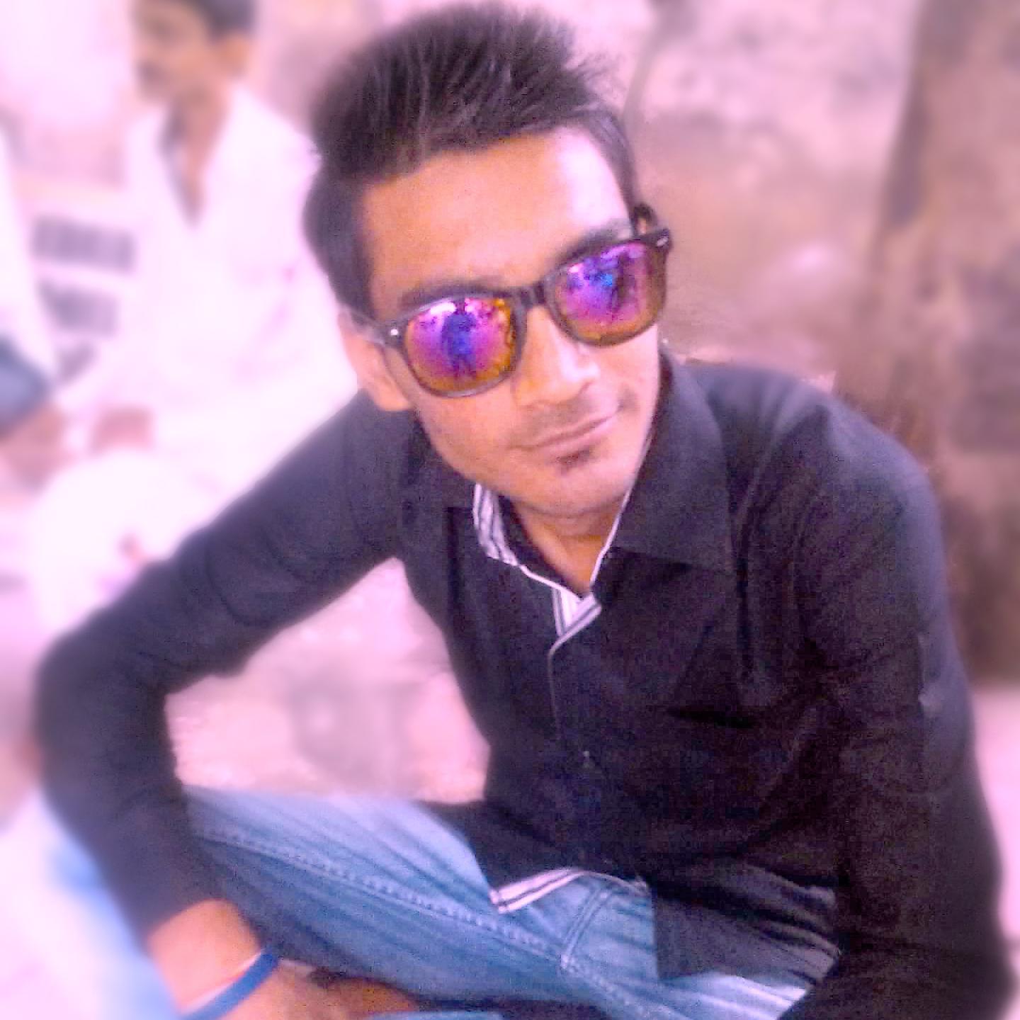 piyushsardhara5's profile picture. 