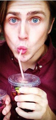 heyjoe1988's profile picture. Professional nincompoop