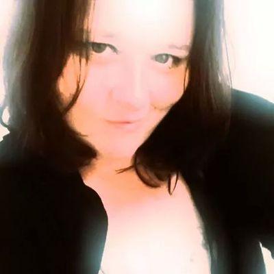 Single mom raising two kids on spectrum.  Founder and Lead Publicist at Belle&Bliss Music Publicity and muSic jourNalist for roGue onLine meDia