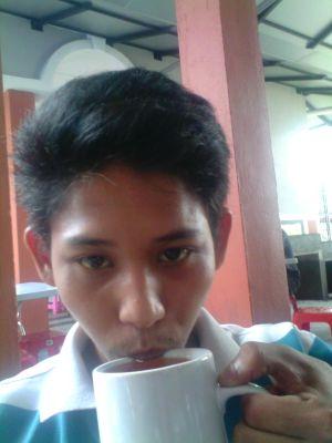 ~kechik-maxwell,im not perfect person,open minded ,friendly,funny boy 
this is my wechat id : mxwelll77 n my bbpin : 236c5721 skype : kechik-cullen