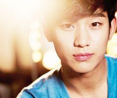 Roleplayer of Kim soo hyun