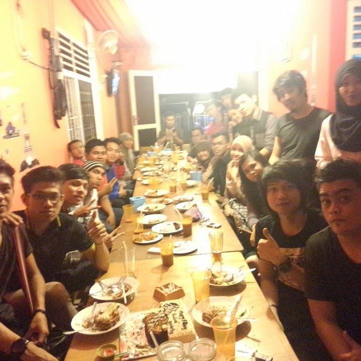 Fans of Cholesterol Band Always suport and love Cholesterol Band Cp : 274FCED5 / 085788888144