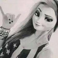 como se o silencio dissesse tudo um sentimento bom que me leva pra outro mundo. a vontade de te ver já e maior que tudo e n existem distancias no meu novo mundo