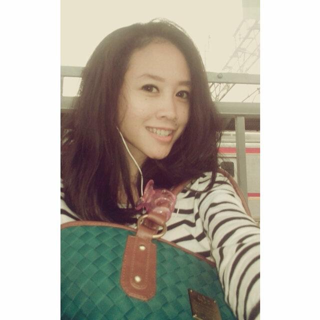 keisha_sya's profile picture. Flat!