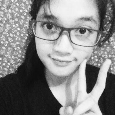 elvendebbie's profile picture. I'm not dead. Let's have dinner.