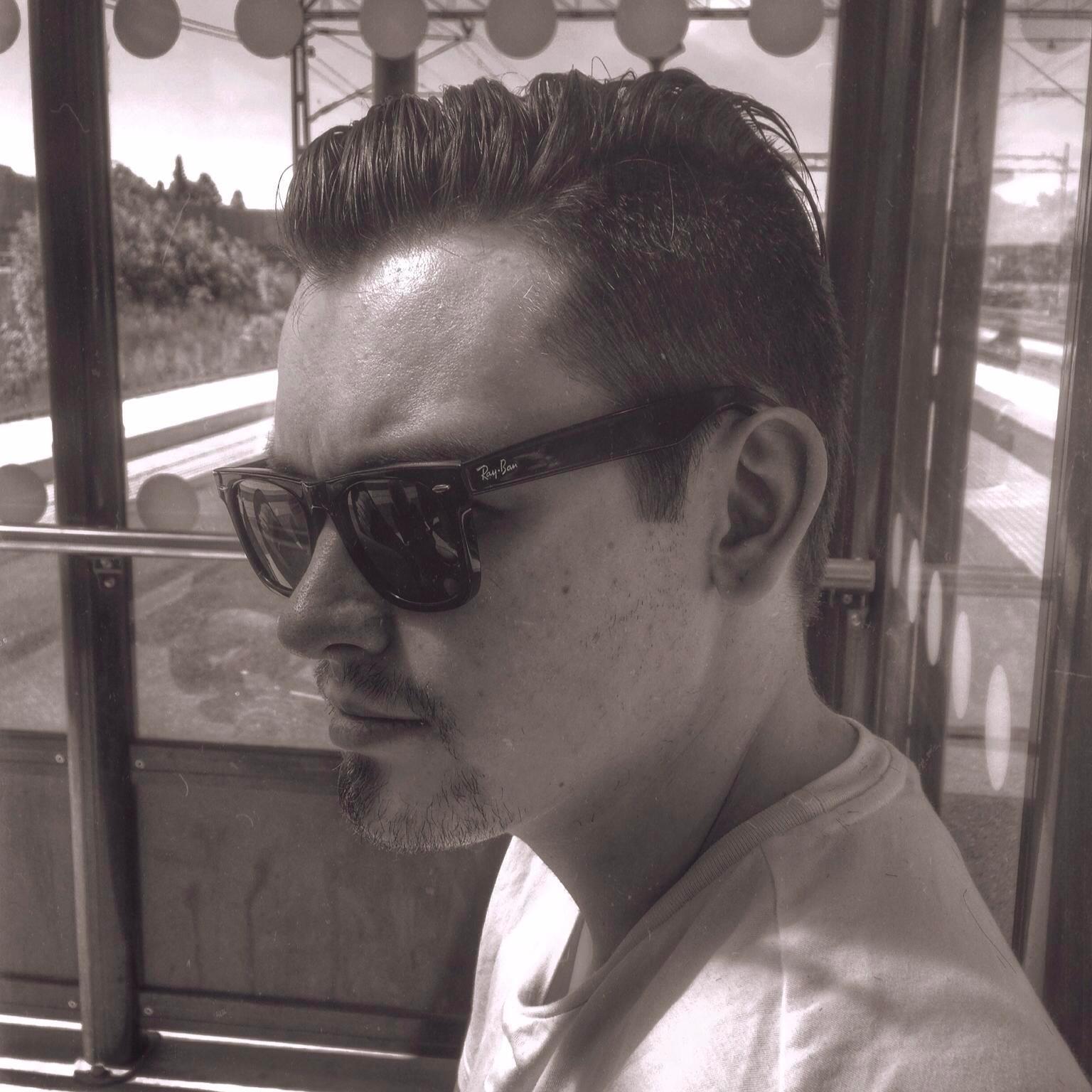 CandyFool's profile picture. [[Insert stupid qoute here]]