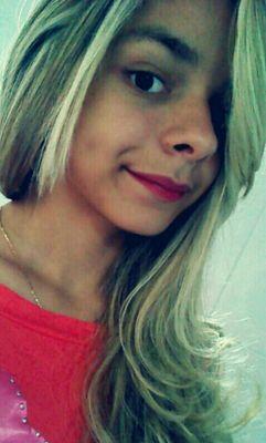 Lovatic, Liars, Daydreamer, Directioner, KatyCat, Swiftie and Rebecca Marie Gomez and Lottie Tomlinson sdçs ∞♥    Insta: Anna.mg8