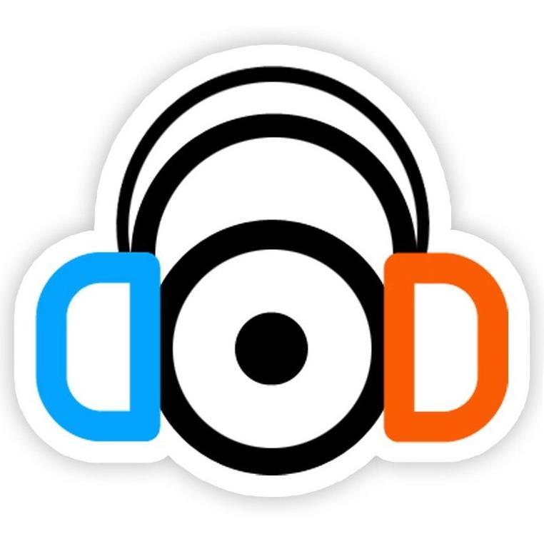 Silent Disco est un concept de soirée dansante qui consiste à équiper les danseurs de casques sans fil, par lesquels est diffusé le son du DJ.