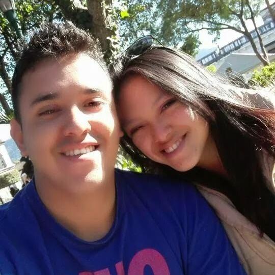 amo a mi karis hermosa