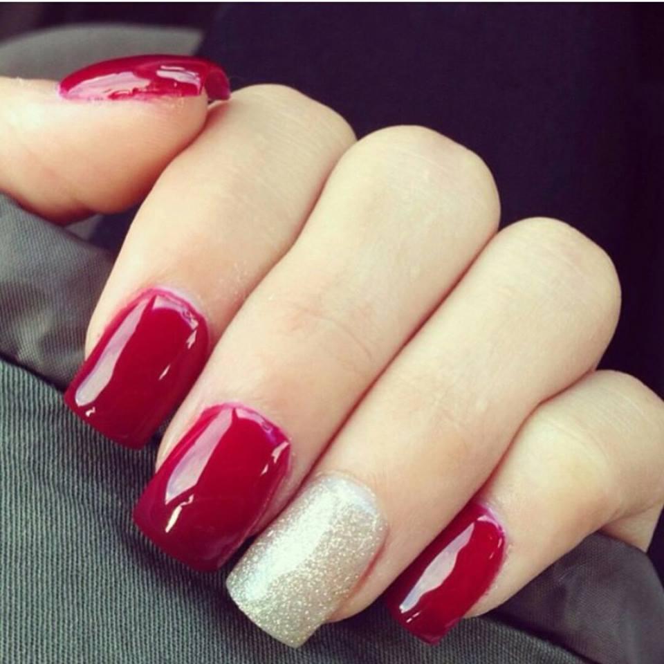 Aquí tenéis los mejores tweets paras las chicas, ideas para tus uñas,frases.