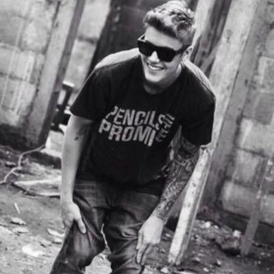 Justin bieber is my idol. (B)elieve (I)n (E)verything (B)ecause (E)verything's (R)eachable ❤️❤️ @justinbieber