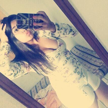 Tá afim de me conheceer ? Entãao ta esperaando oque pra me seguiir ?? u.u
