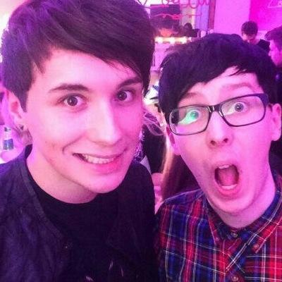Hey! thank you to everyone who came to our christmas phandom meetup! ~ Illy, Sophie, Lizzy, Jemma, Nadia.