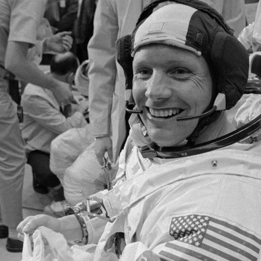 US Pilot , first person to land on moon. - (Parody Account to Inspire* Not in any way affiliated with Neil Armstrong)