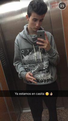 Desde 1997✌ Madridista hasta la muerte✌Sonrie hermano, ahí fuera hay problemas más graves' 11/10