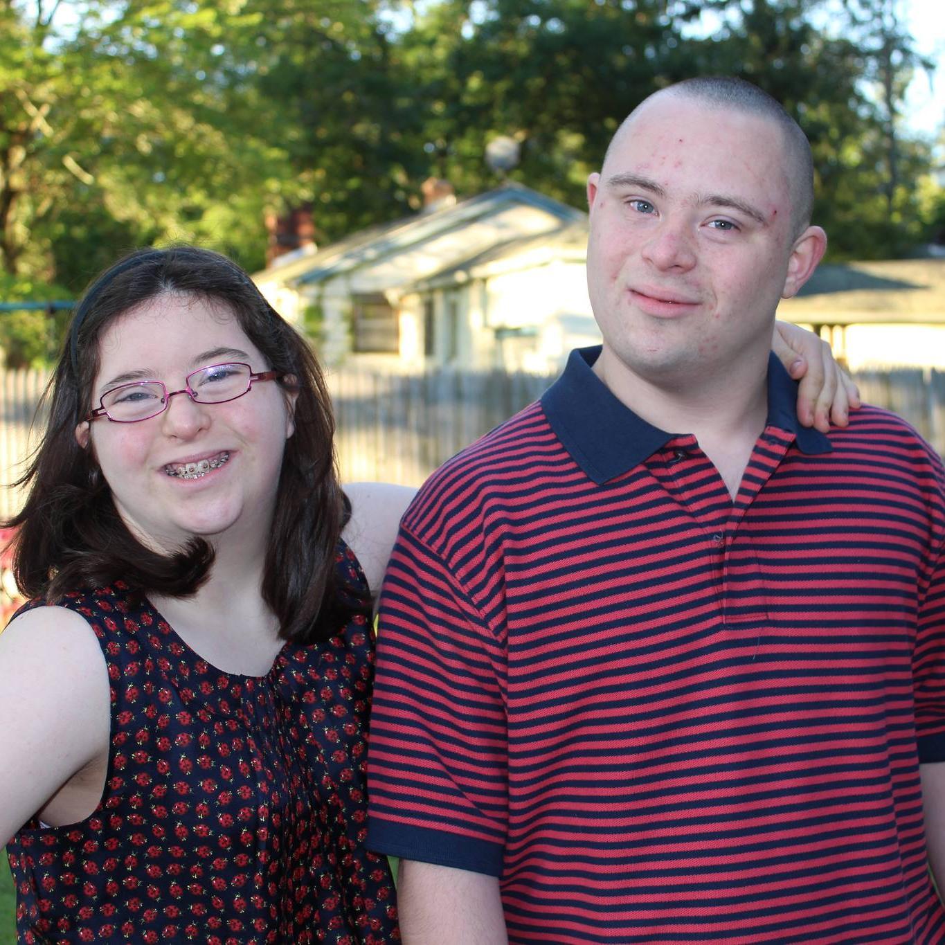 JudysDimes's profile picture. I'm helping my mom by collecting dimes so she can have enough money to grant more wishes! I am 17
 and a cheerleader too. Please help my mom if you can. :)