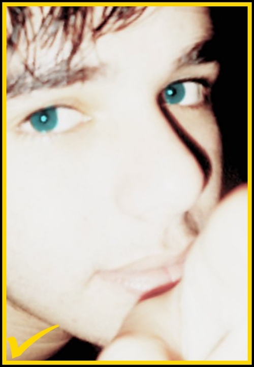 rooh12's profile picture. 