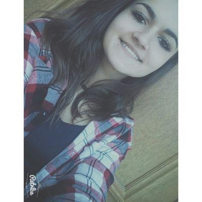 Real_Fake13's profile picture. my snapchat and instagram: marie.gallardo ~ follow me