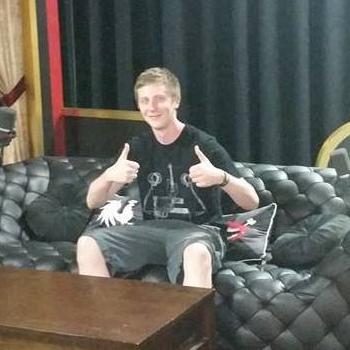 LogrusChaos's profile picture. 