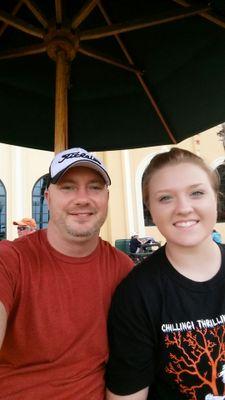 DustinJWarren92's profile picture. 