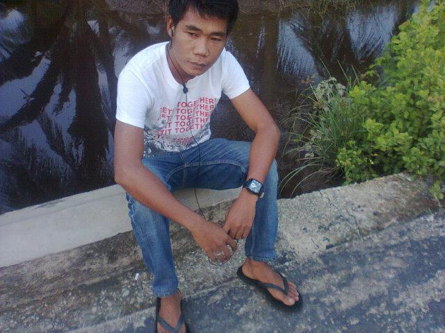 Fichar_R's profile picture. Sederhana