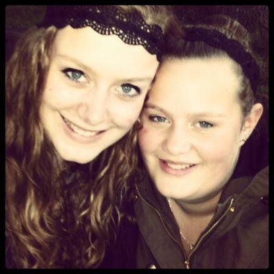 xevabakker's profile picture. meeeeeehw